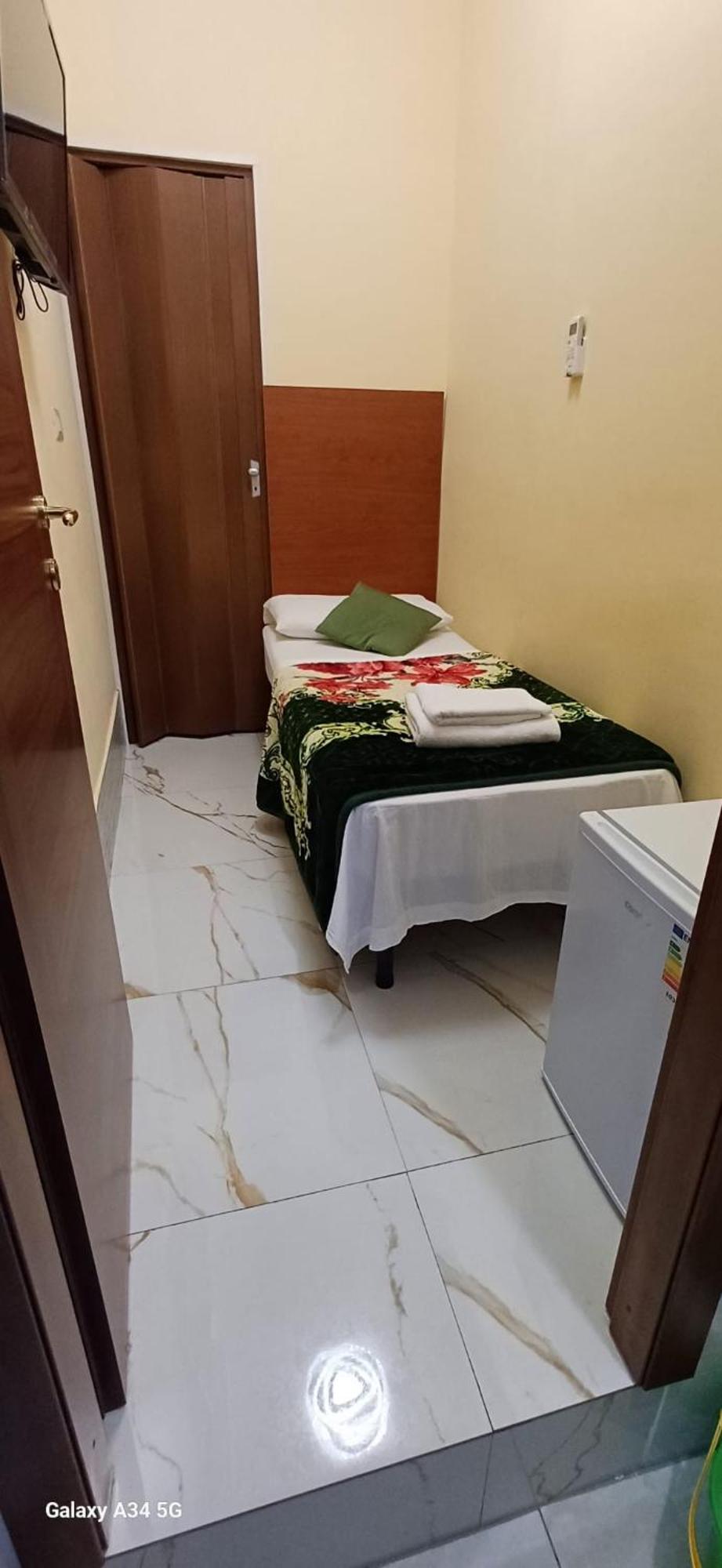Termini Gioberti Bed & Breakfast Roma Ngoại thất bức ảnh