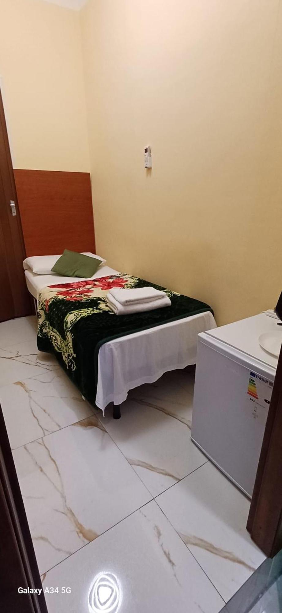 Termini Gioberti Bed & Breakfast Roma Ngoại thất bức ảnh