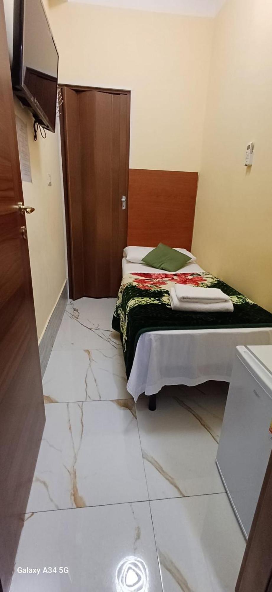 Termini Gioberti Bed & Breakfast Roma Ngoại thất bức ảnh